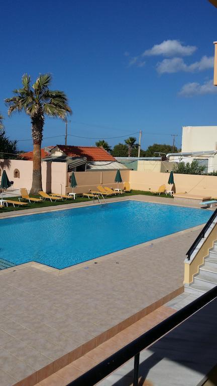Mythos Beach Hotel Apartments Maleme Esterno foto